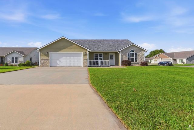 5406 Halverson Court, Manhattan, KS 66503