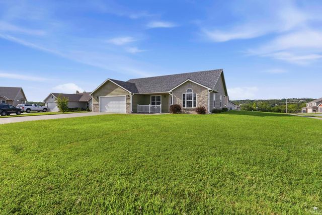 5406 Halverson Court, Manhattan, KS 66503