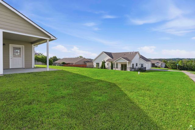 5406 Halverson Court, Manhattan, KS 66503