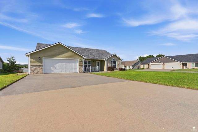 5406 Halverson Court, Manhattan, KS 66503