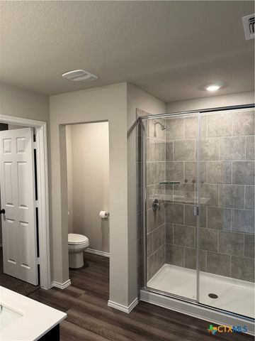 402 Stone Valley Road, Temple, TX 76502