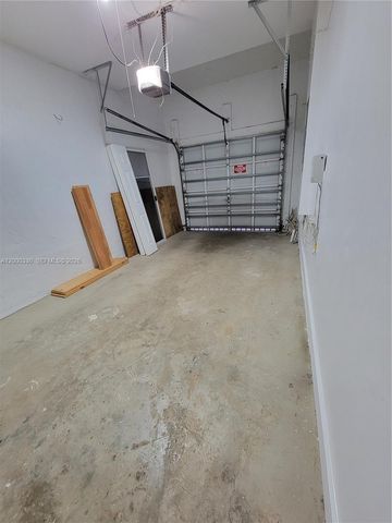 11224 SW 230th Ter, Miami, FL 33170