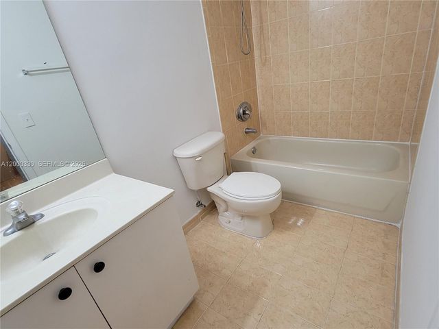 11224 SW 230th Ter, Miami, FL 33170