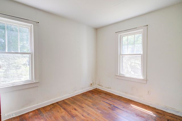 2346 Carolina Avenue, Bristol, TN 37620