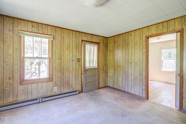 2346 Carolina Avenue, Bristol, TN 37620
