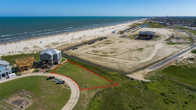 49 Grand Beach Boulevard, Galveston, TX 77550