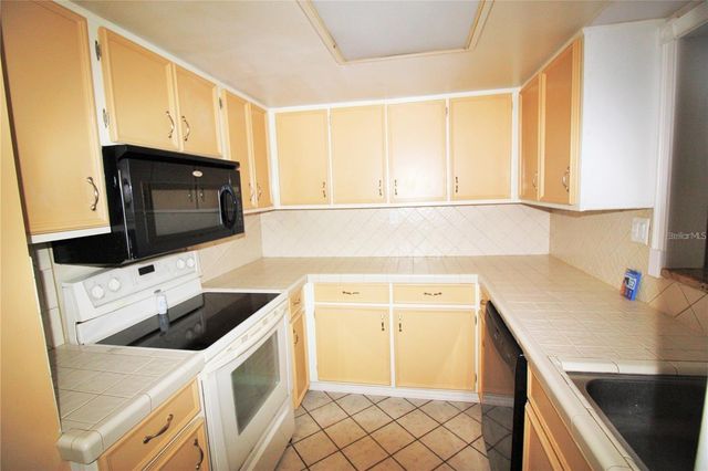 200 MAITLAND AVENUE 1, Altamonte Springs, FL 32701