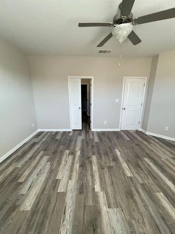 220 McFarland ST, Georgetown, TX 78628