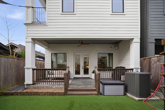 504 Oxford Street, Houston, TX 77007