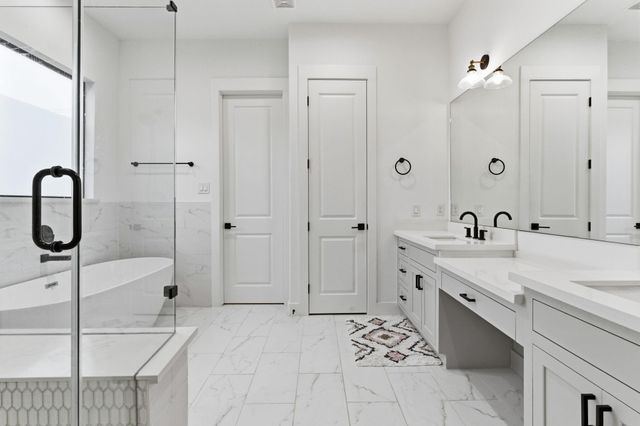 504 Oxford Street, Houston, TX 77007