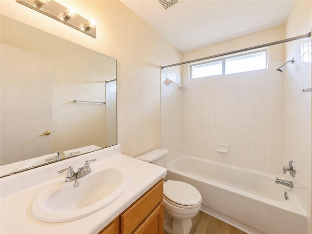 5509 Bentsen LN, Austin, TX 78723