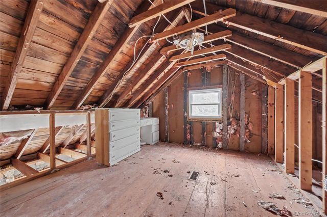 687 Whitley Lane, Highland, NY 12528