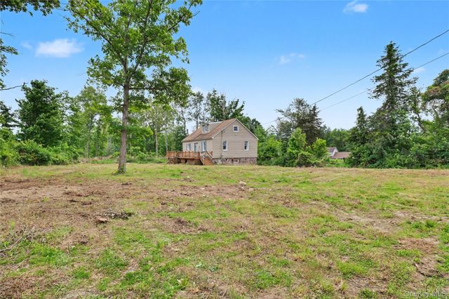 687 Whitley Lane, Highland, NY 12528