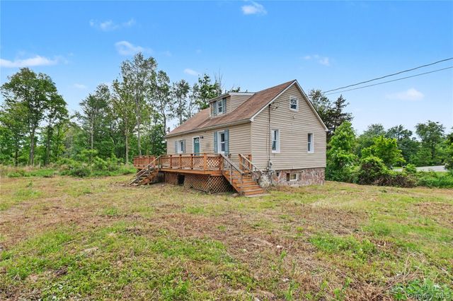 687 Whitley Lane, Highland, NY 12528