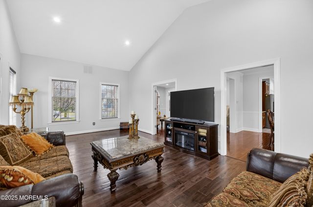 7 Hannah Mount Drive, Millstone, NJ 08510