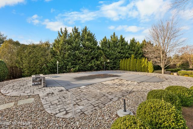 7 Hannah Mount Drive, Millstone, NJ 08510