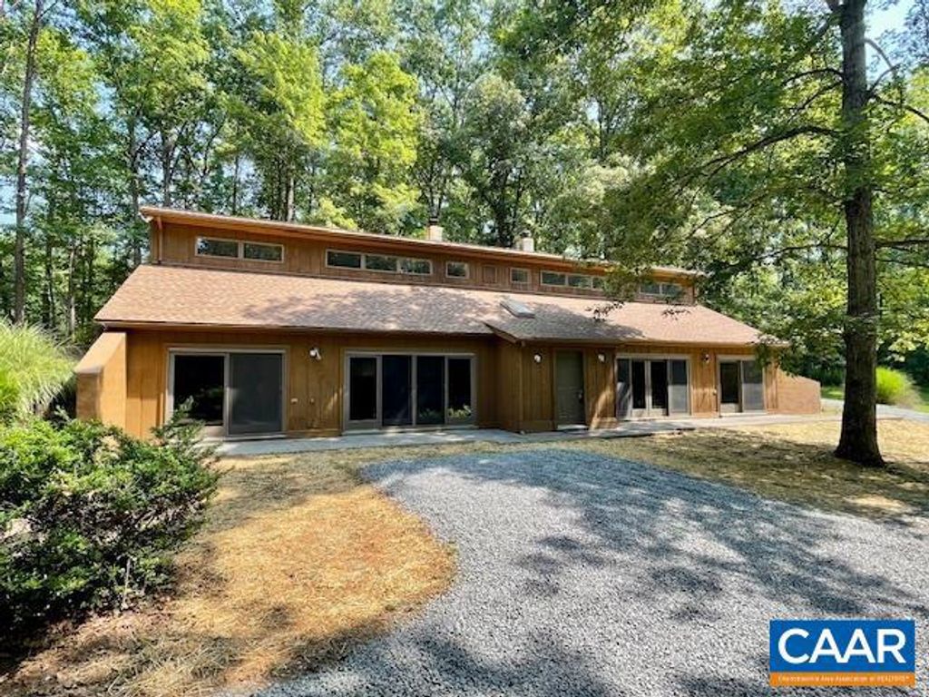 4375 GILBERT STATION RD #A & B, Barboursville, VA 22923