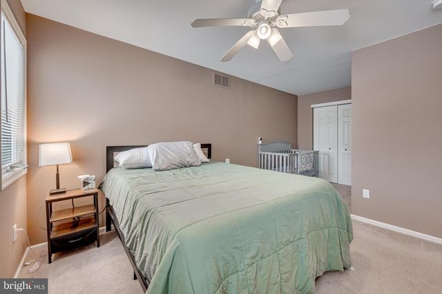 10 ELLIS AVE, Berlin, NJ 08009