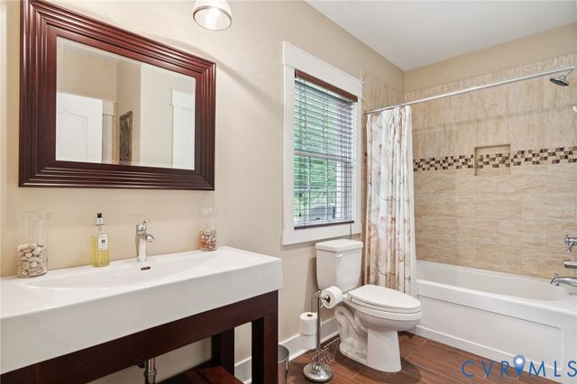 12712 Dell Hill Ct, Chesterfield, VA 23831