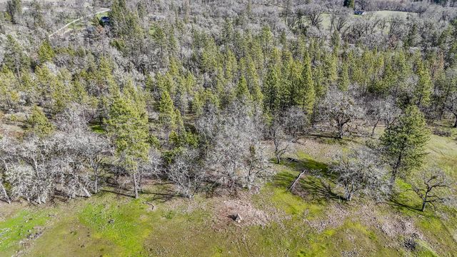506 Greenleaf Drive, Eagle Point, OR 97524