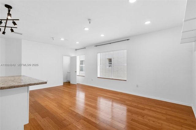 1350 Pennsylvania Ave 207, Miami Beach, FL 33139