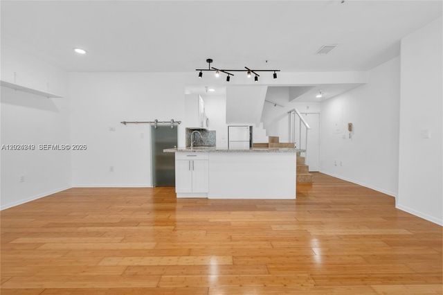 1350 Pennsylvania Ave 207, Miami Beach, FL 33139