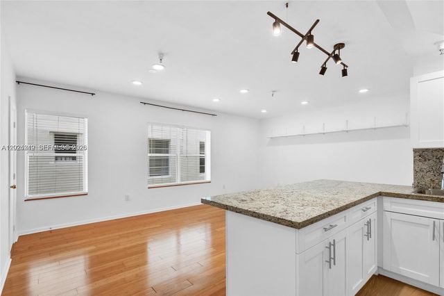1350 Pennsylvania Ave 207, Miami Beach, FL 33139