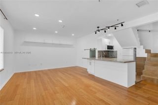 1350 Pennsylvania Ave 207, Miami Beach, FL 33139