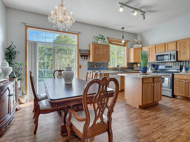 18932 Dunbury Avenue, Farmington, MN 55024