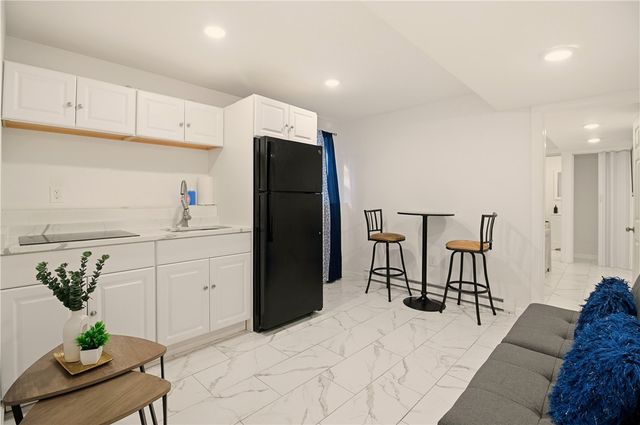 272 Sayles Street, Providence, RI 02905