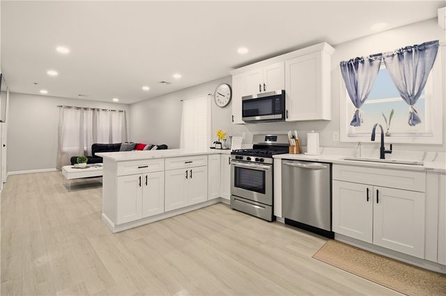 272 Sayles Street, Providence, RI 02905