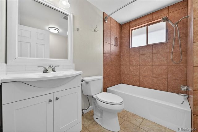 5250 Garrison Street 9, Arvada, CO 80002