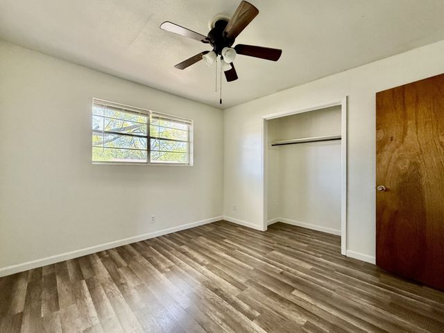 1114 Davis Street, Cleburne, TX 76033