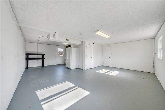 3853 Red Fox DR, Roanoke, VA 24017