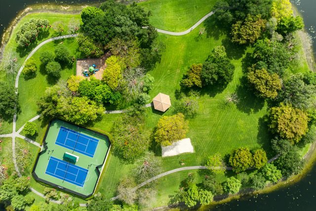 10520 NW 67th Court, Parkland, FL 33076