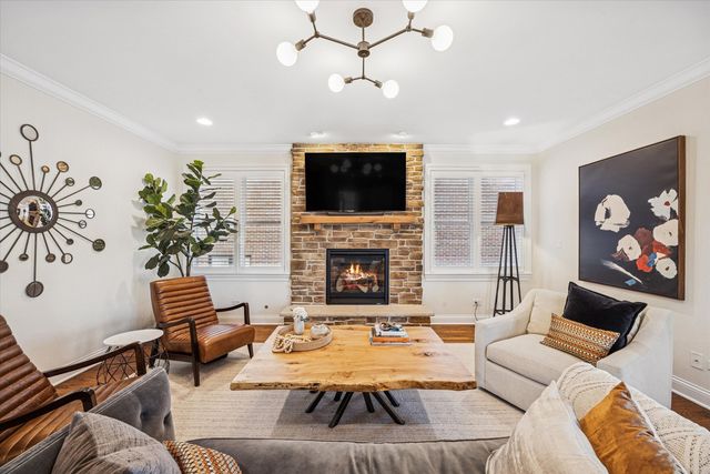 3900 Forest Avenue, Western Springs, IL 60558