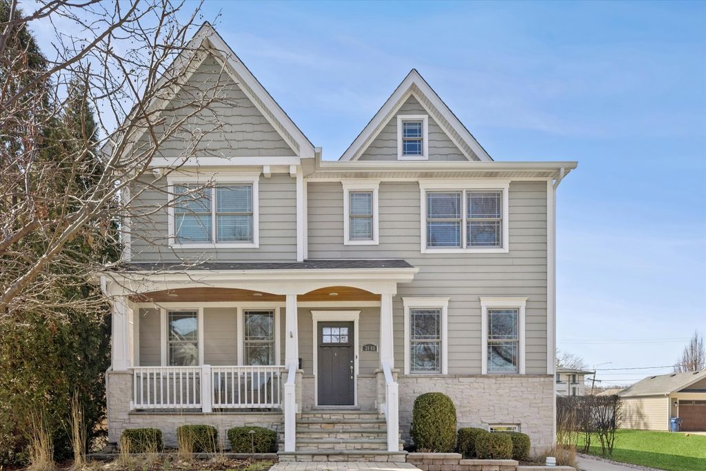 3900 Forest Avenue, Western Springs, IL 60558