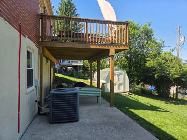 414 Creekview Drive, Paris, KY 40361