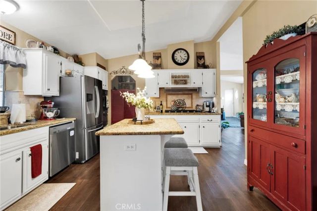 9161 Santa Fe East 3, Hesperia, CA 92345