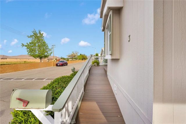 9161 Santa Fe East 3, Hesperia, CA 92345