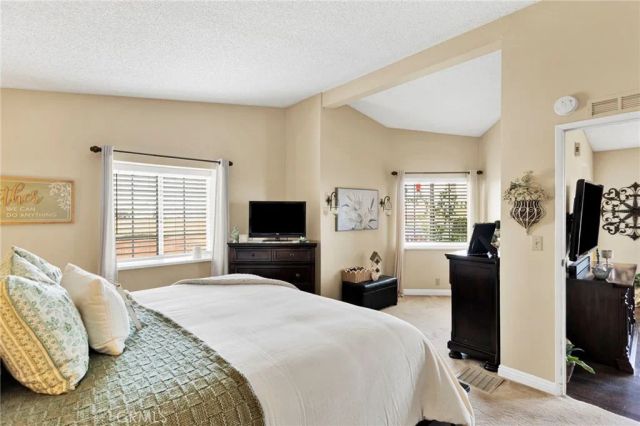 9161 Santa Fe East 3, Hesperia, CA 92345