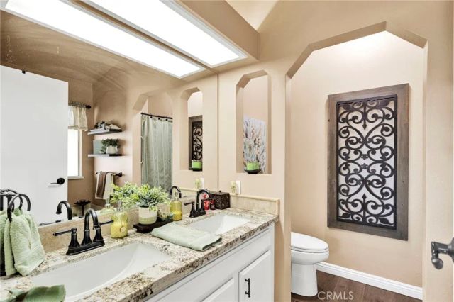 9161 Santa Fe East 3, Hesperia, CA 92345