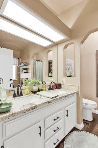 9161 Santa Fe East 3, Hesperia, CA 92345