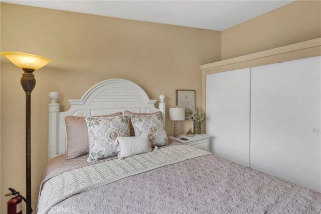 9161 Santa Fe East 3, Hesperia, CA 92345