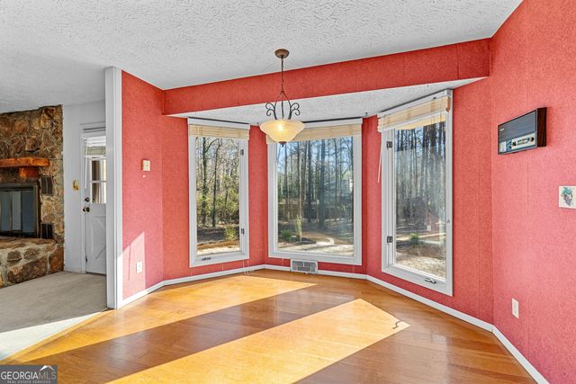 250 Devilla Trace, Fayetteville, GA 30214