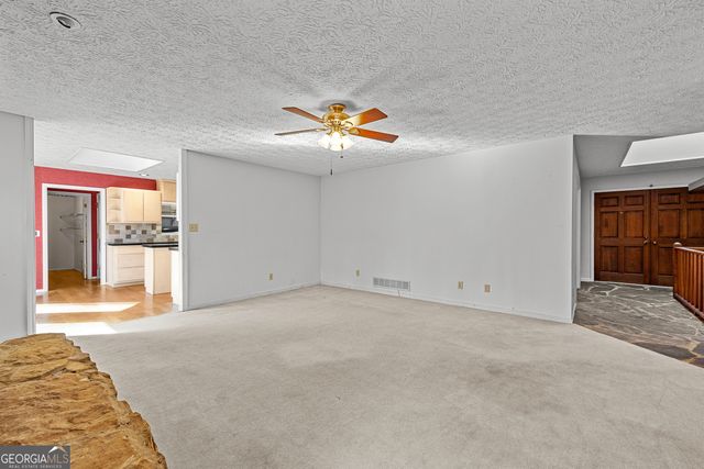 250 Devilla Trace, Fayetteville, GA 30214