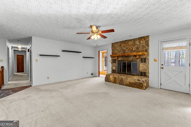 250 Devilla Trace, Fayetteville, GA 30214