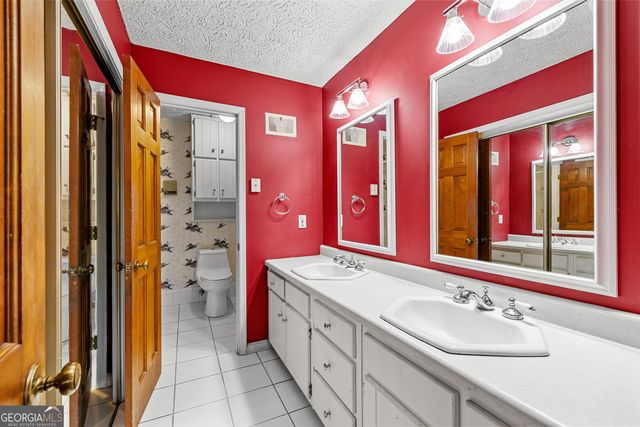 250 Devilla Trace, Fayetteville, GA 30214