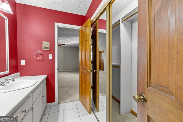 250 Devilla Trace, Fayetteville, GA 30214