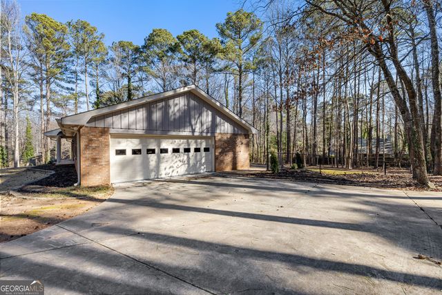 250 Devilla Trace, Fayetteville, GA 30214
